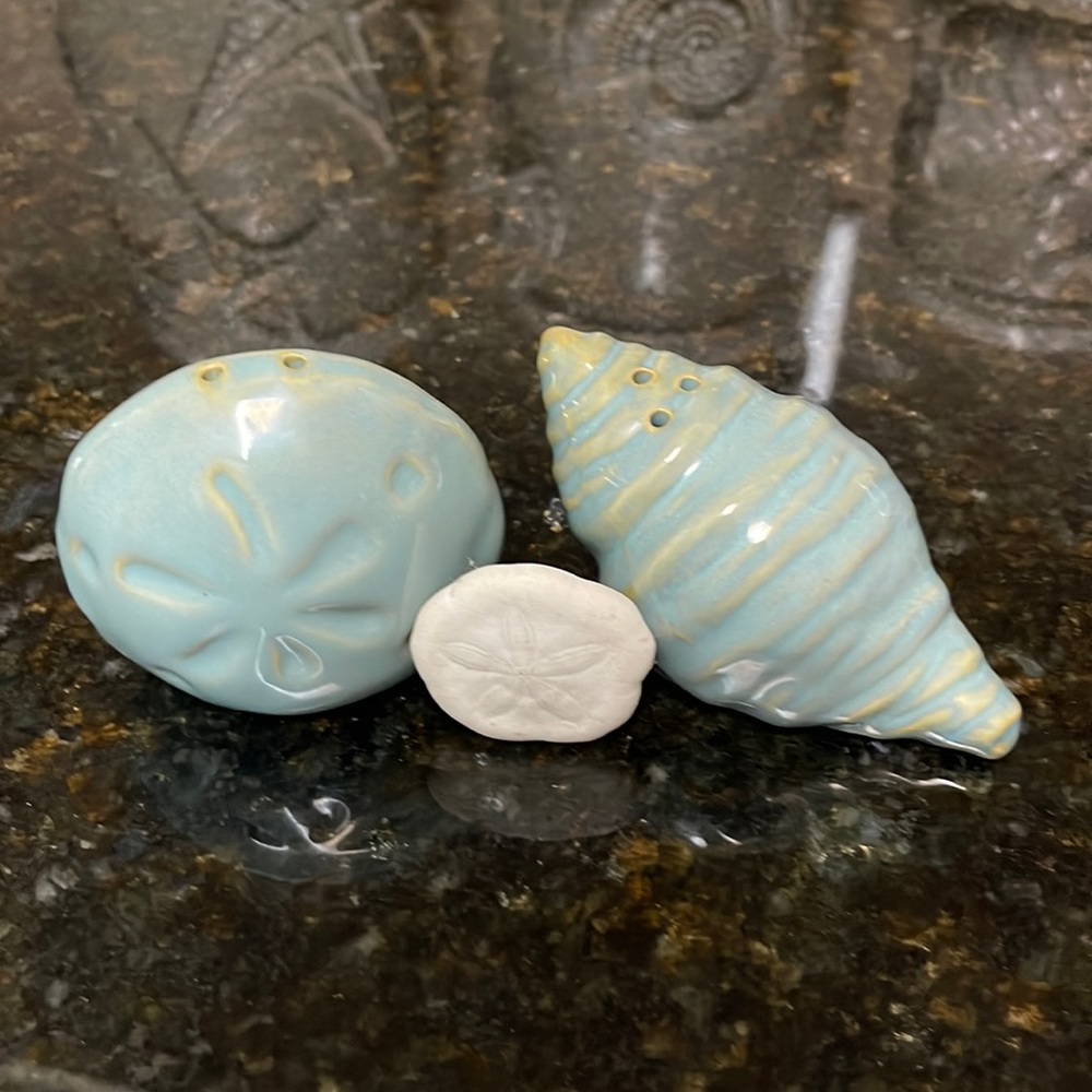 Salt & Pepper Shaker’s